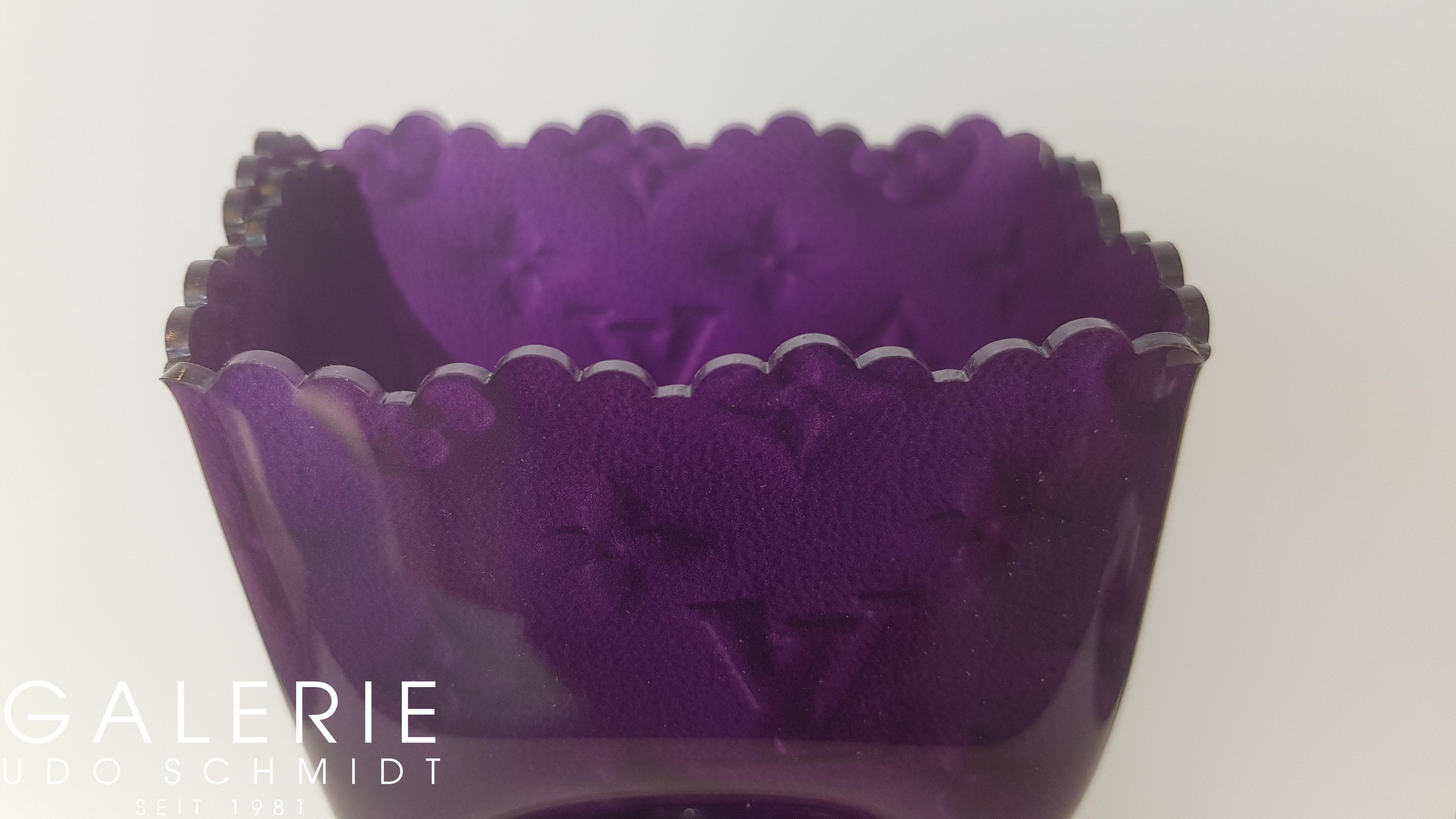 Art Candy Toffee: Louis Leather