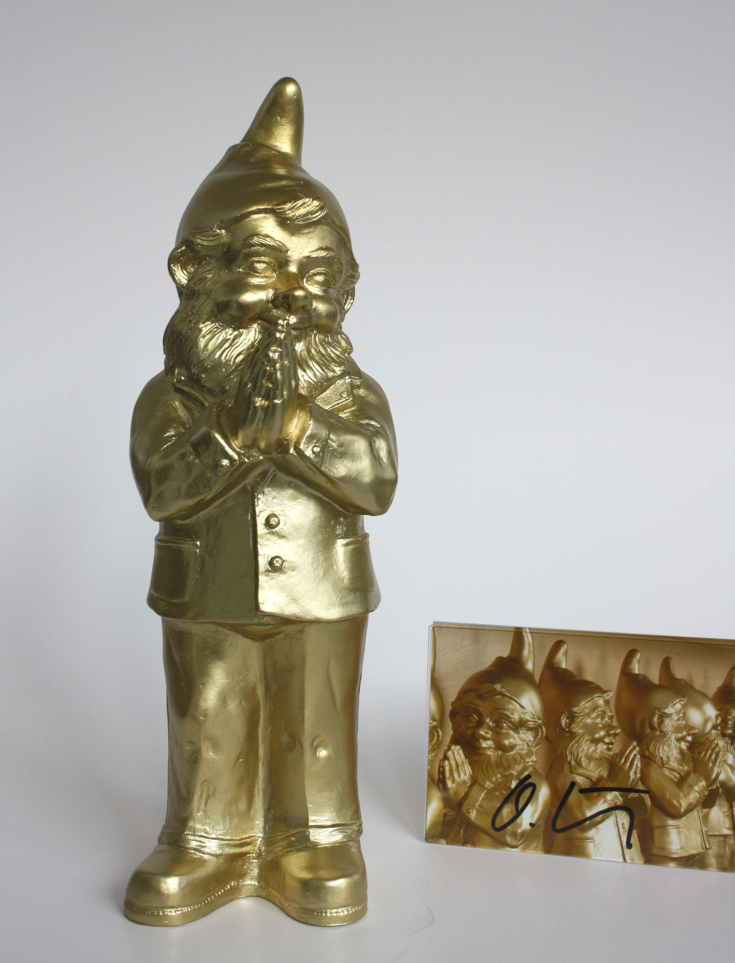 1065_2594a7f7384070 Ben, der betende Gartenzwerg - gold
