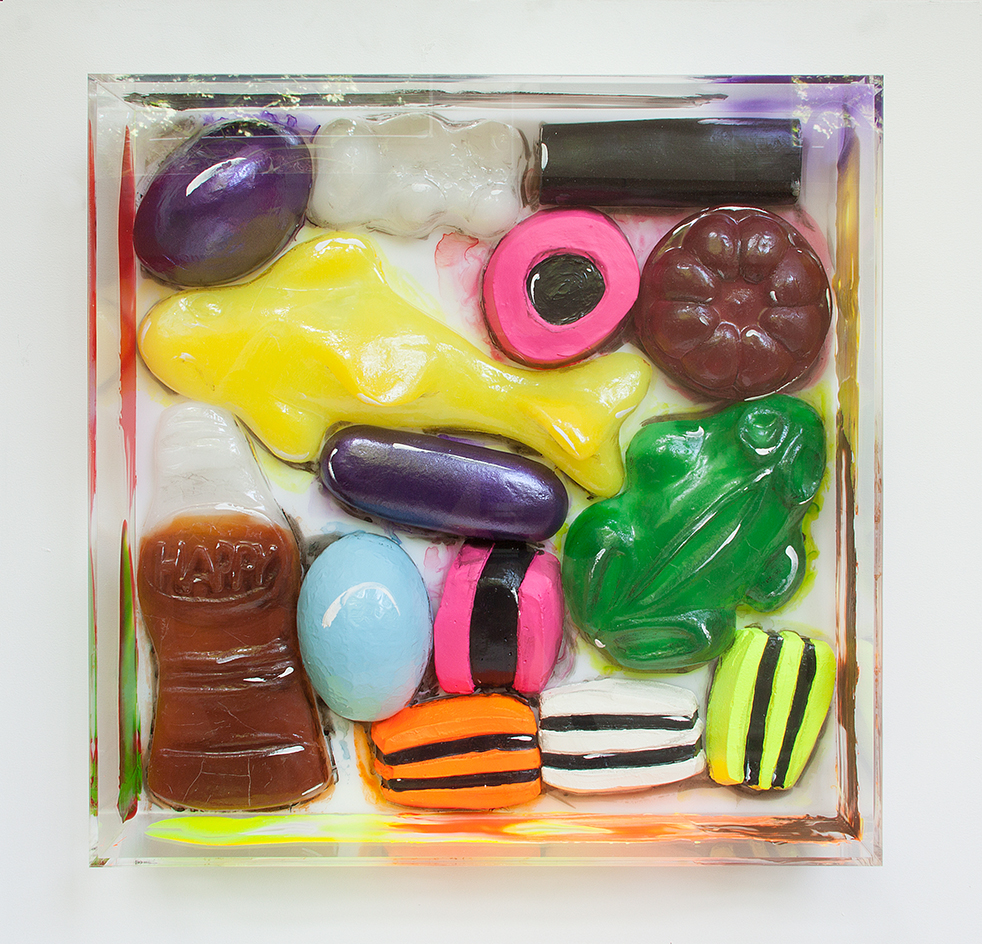 my-favorite-things-2017-Giessharz-Acrylglas-50x50x10 My favorite things