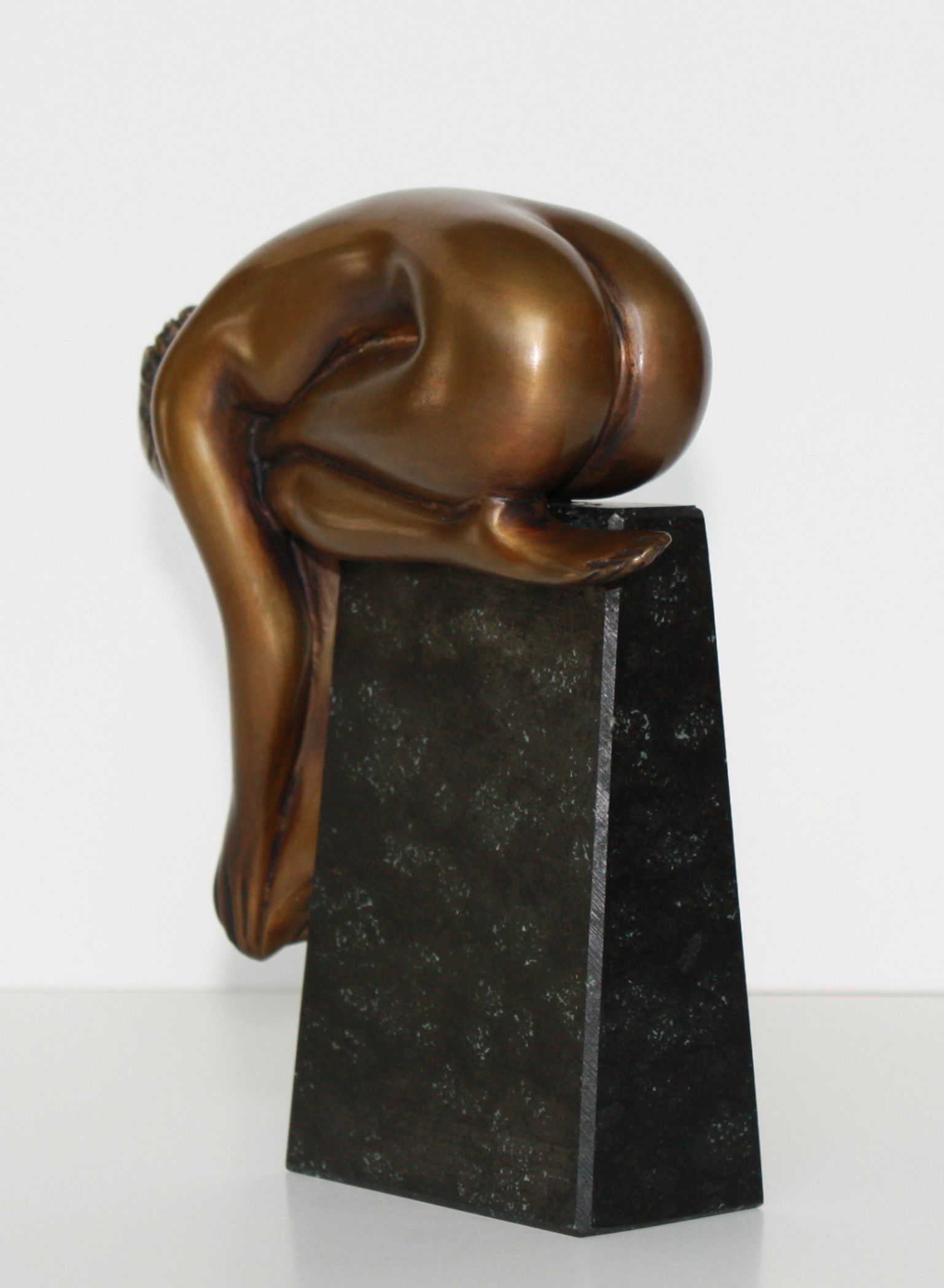 Wundervolle Bronze Skulptur von Bruno Bruni, auf Sockel
