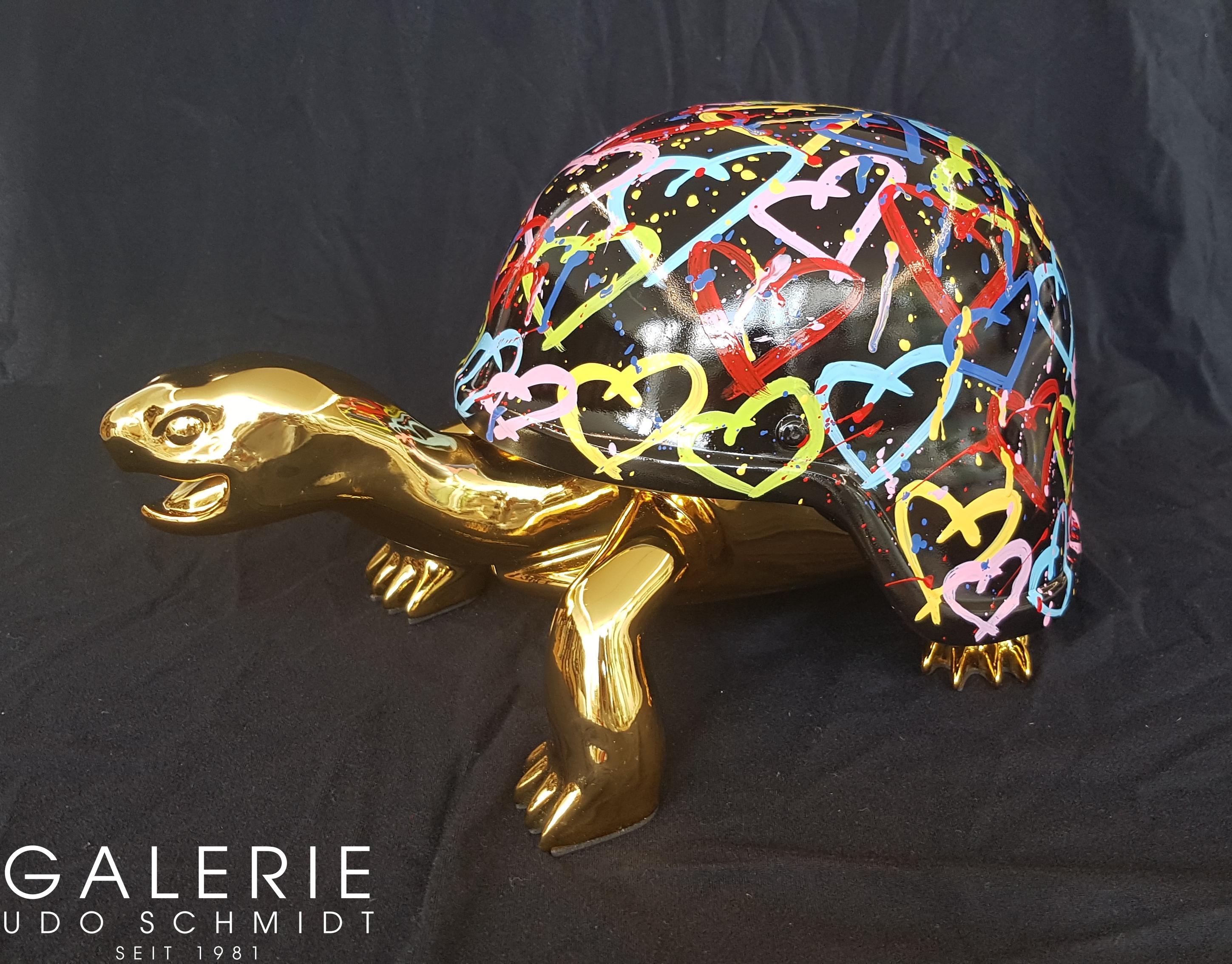 van Apple: Golden Peace Turtle-Hearts