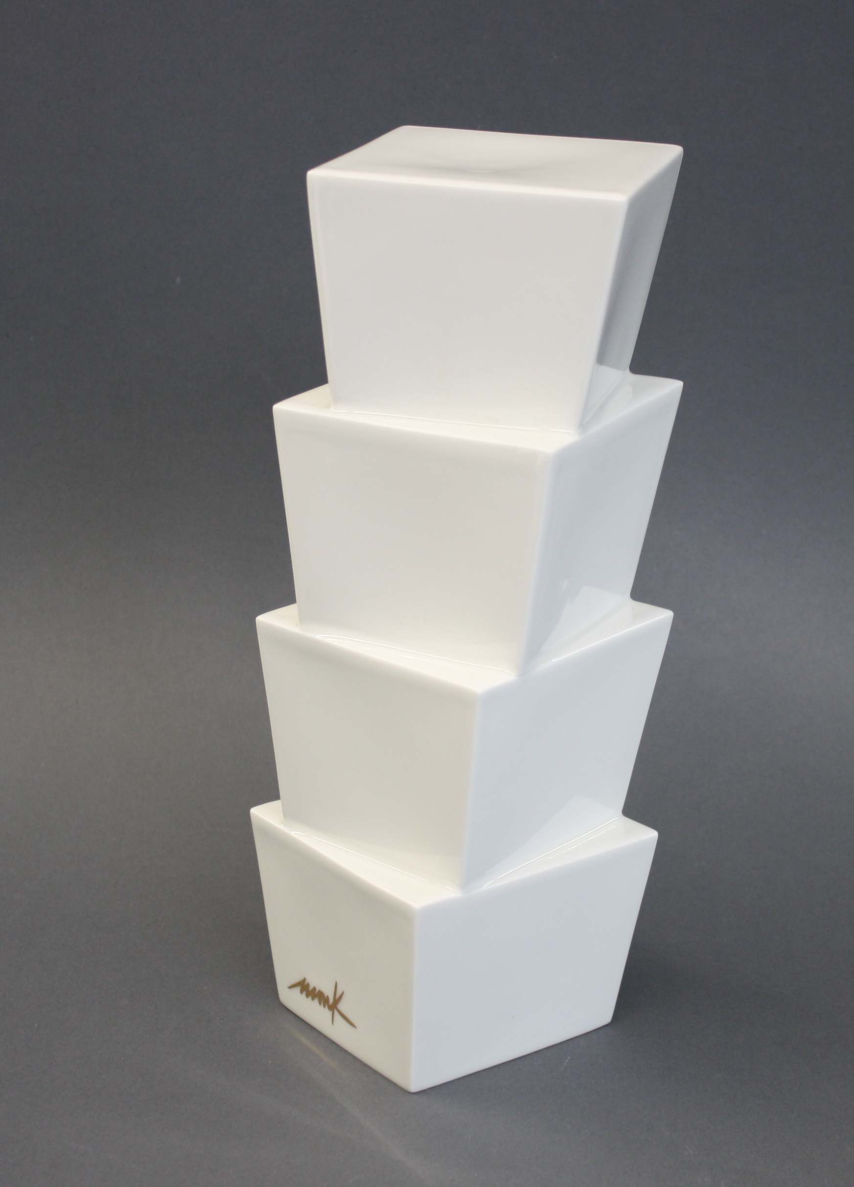 1140_0594a7f6a35ce4 Keramikskulptur weiß
